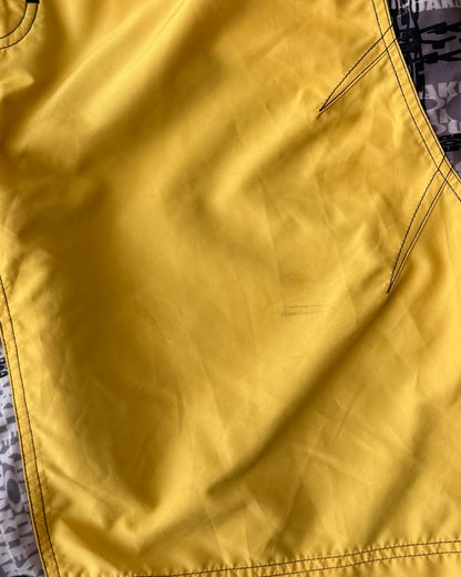 Vintage Oakley Boardshorts (34)