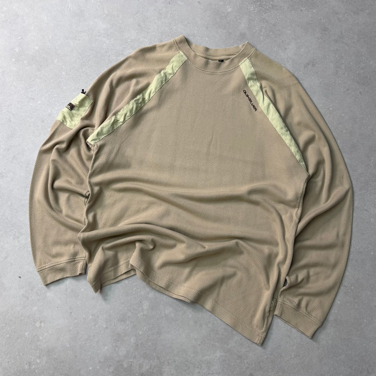 00's Quiksilver Long Sleeve Tee (XL)