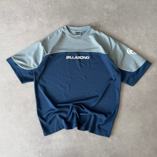 00’s Billabong T-shirt (L)