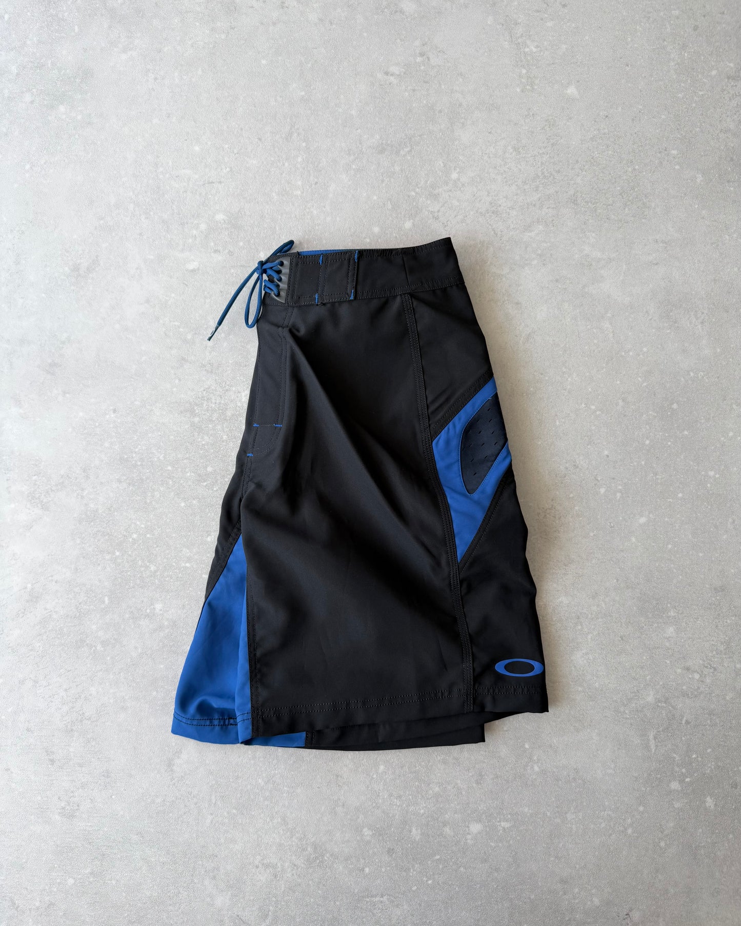 Vintage Oakley Boardshorts (30)