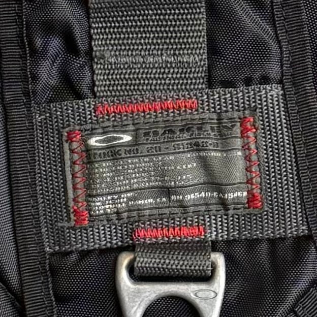 Vintage Oakley Tactical Field Gear AP SI 1.O Messenger Sling bag