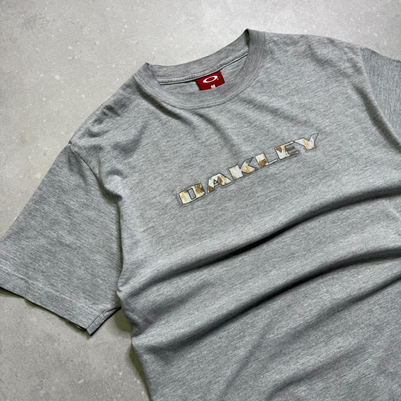 2000’s Oakley T-shirt