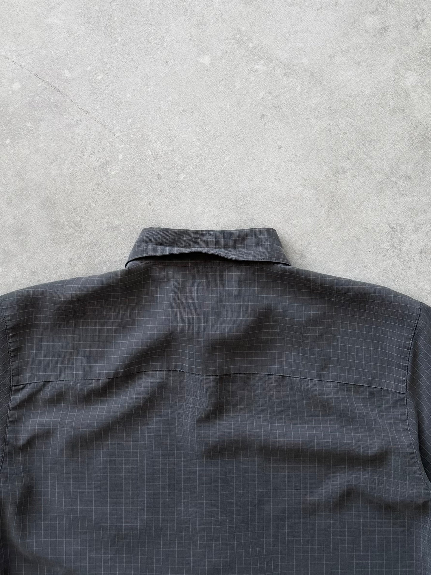 Vintage Oakley Shirt (L)