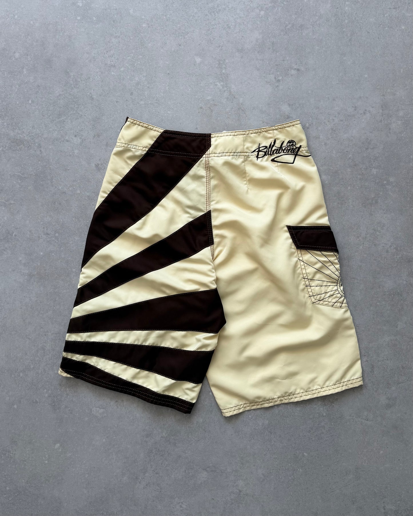 Vintage Billabong Andy Irons Rising Sun Boardshorts (30)