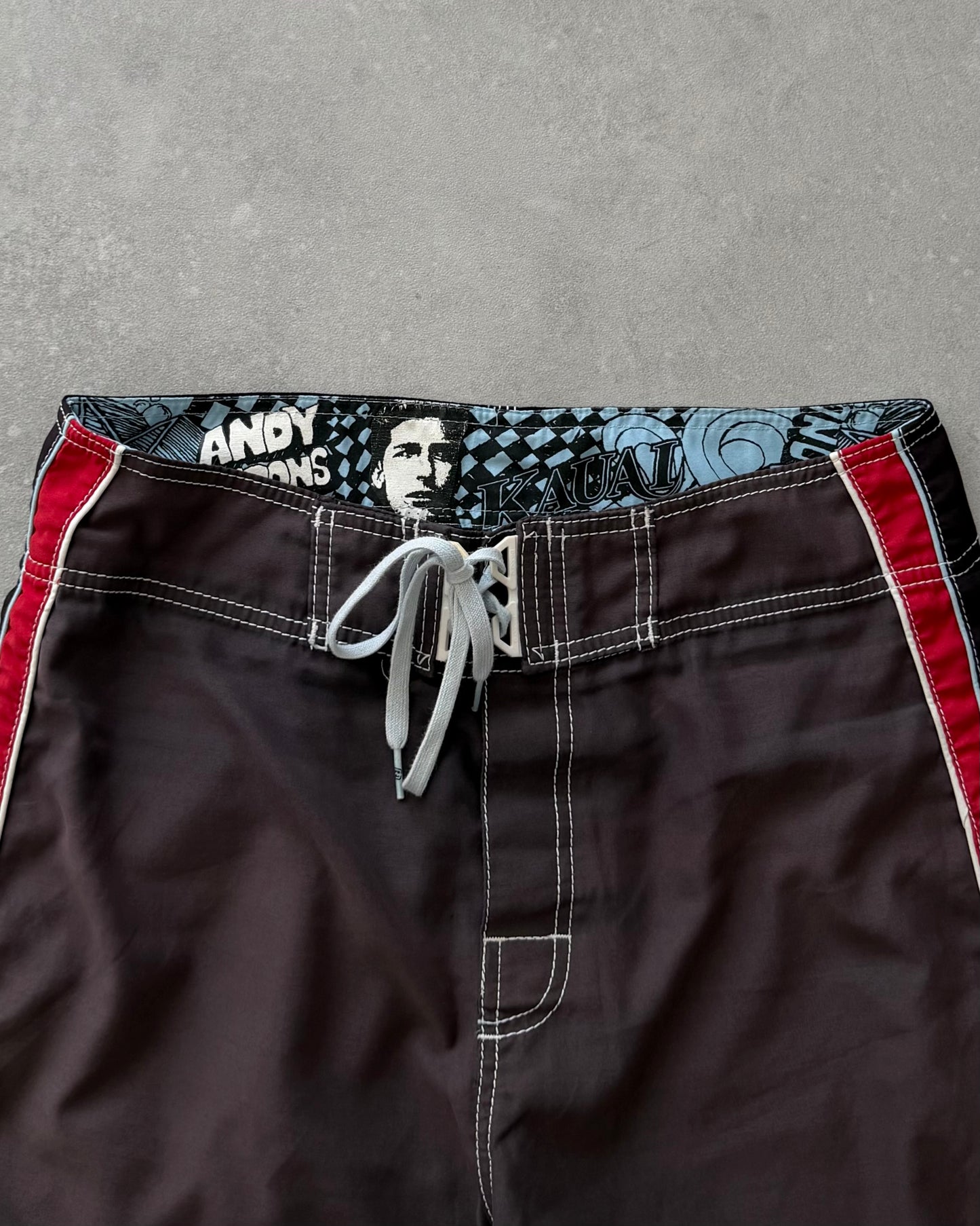 Vintage Billabong Andy Irons Kauai Boardshorts (32)
