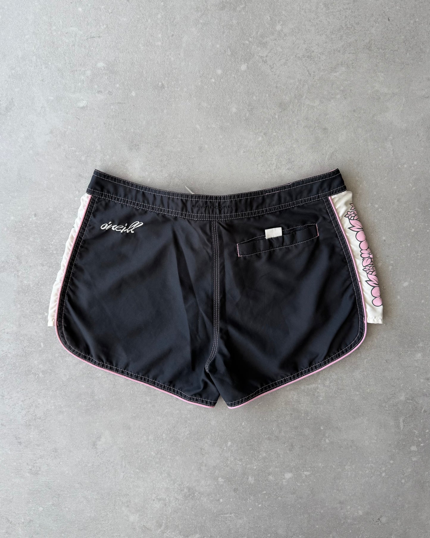Vintage O’Neill Women’s Boardshorts (31)