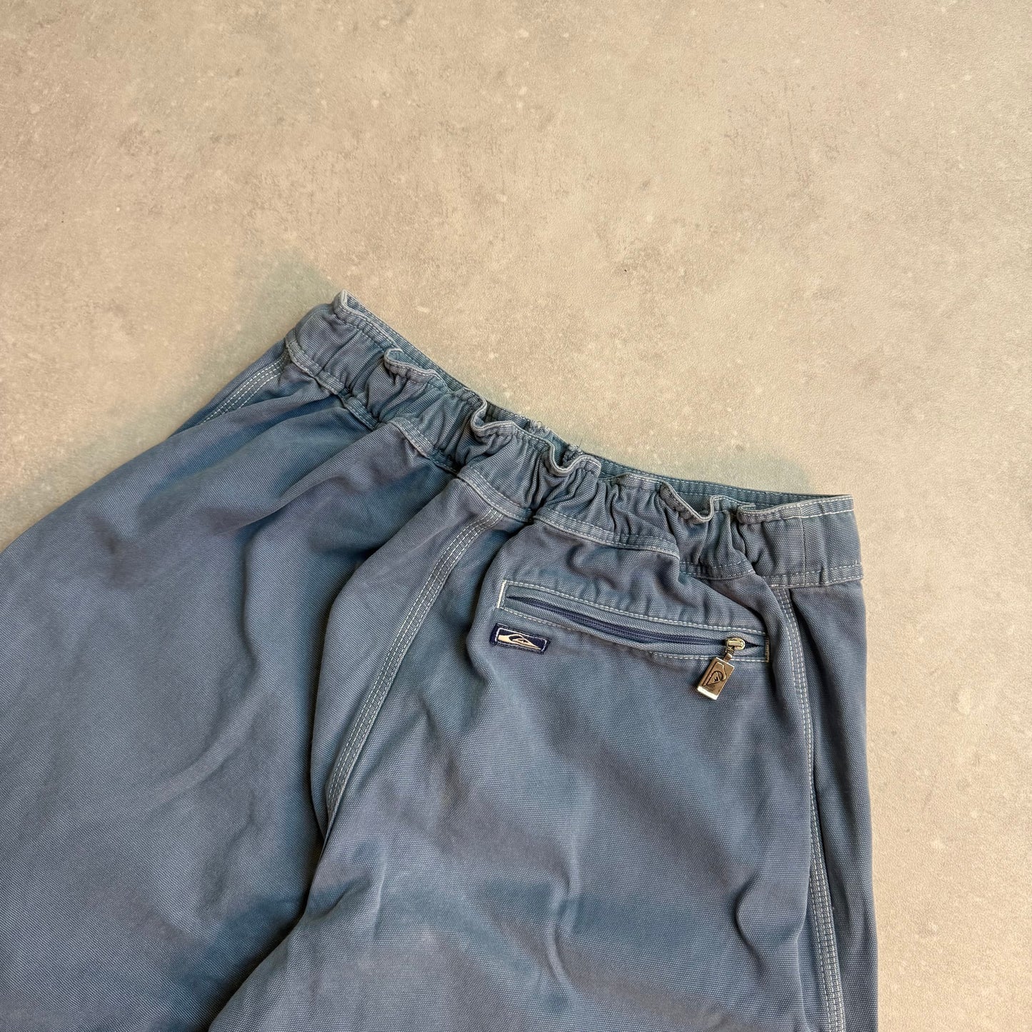 00’s Quiksilver Cargo Shorts (34)
