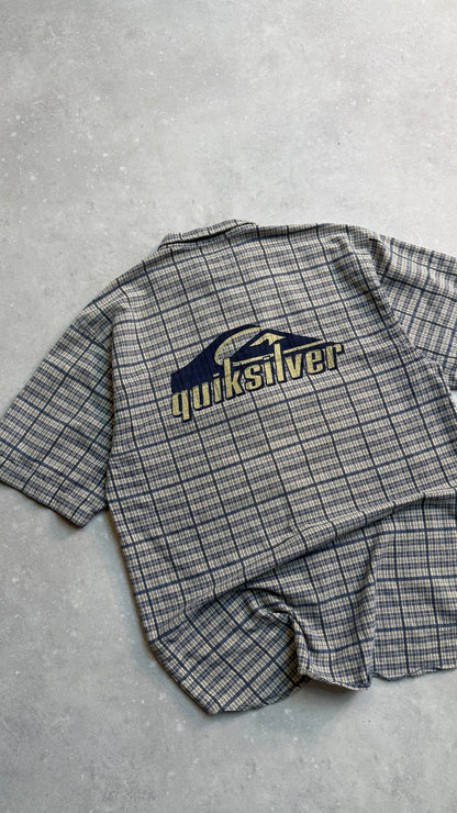 90's Quiksilver Big Logo Shirt (XXL)