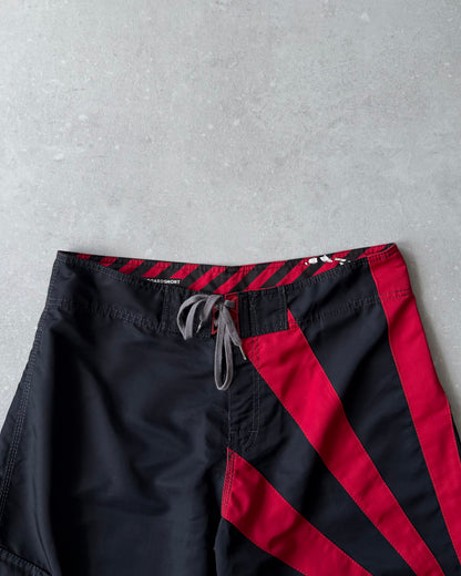 Vintage Billabong Andy Irons Rising Sun Boardshorts (36)