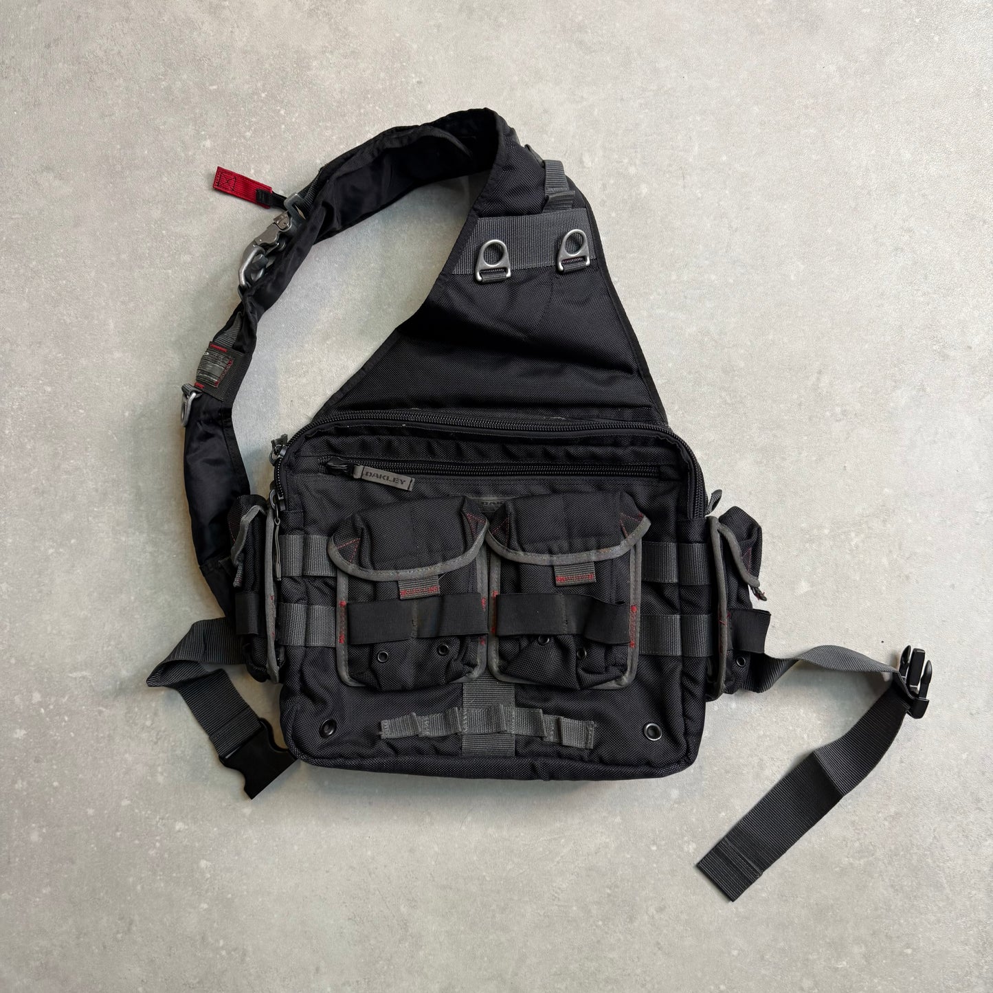 Vintage Oakley Tactical Field Gear AP SI 1.O Messenger Sling bag