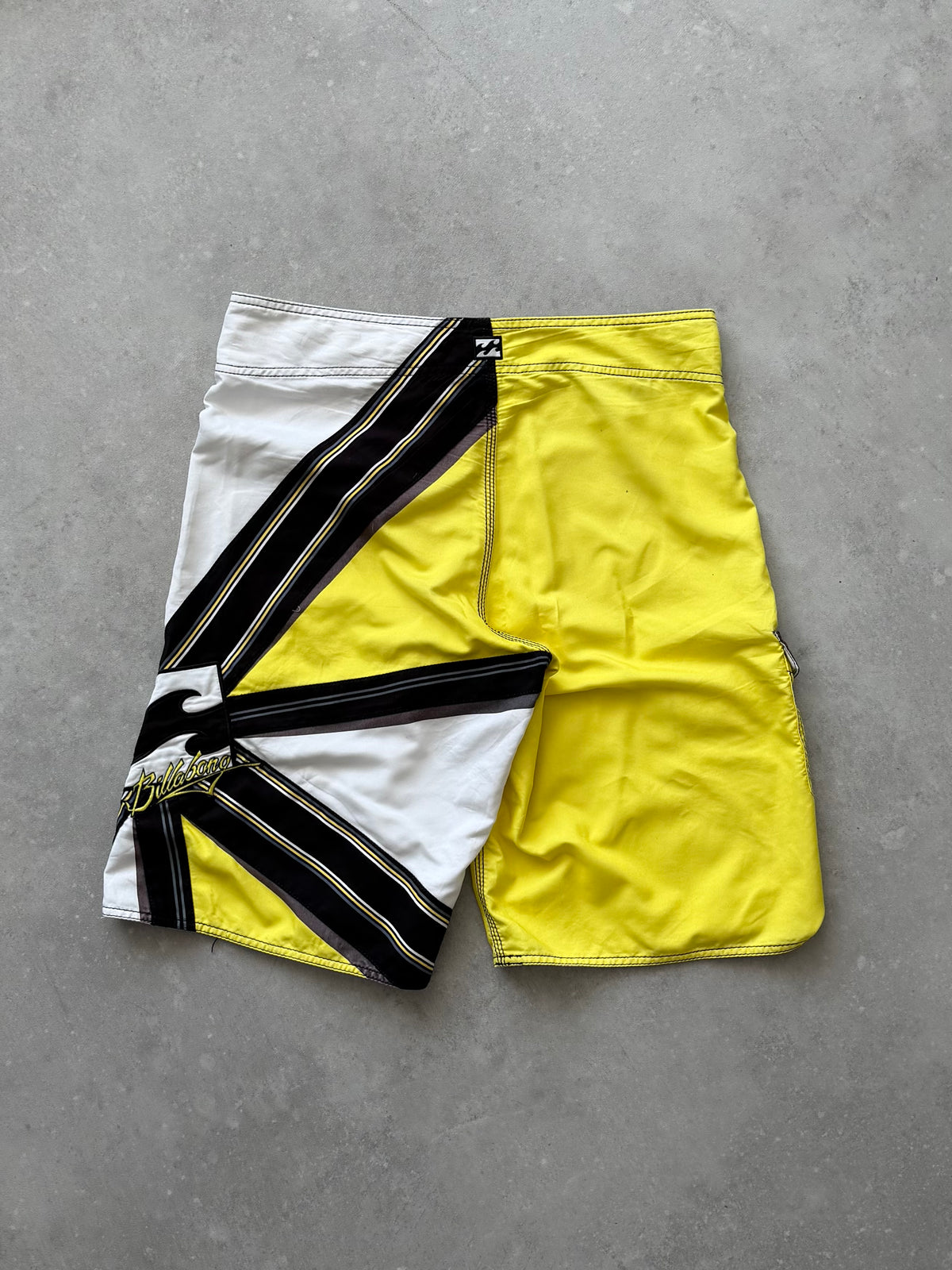 Vintage Billabong Andy Irons Shogun Boardshorts (34)