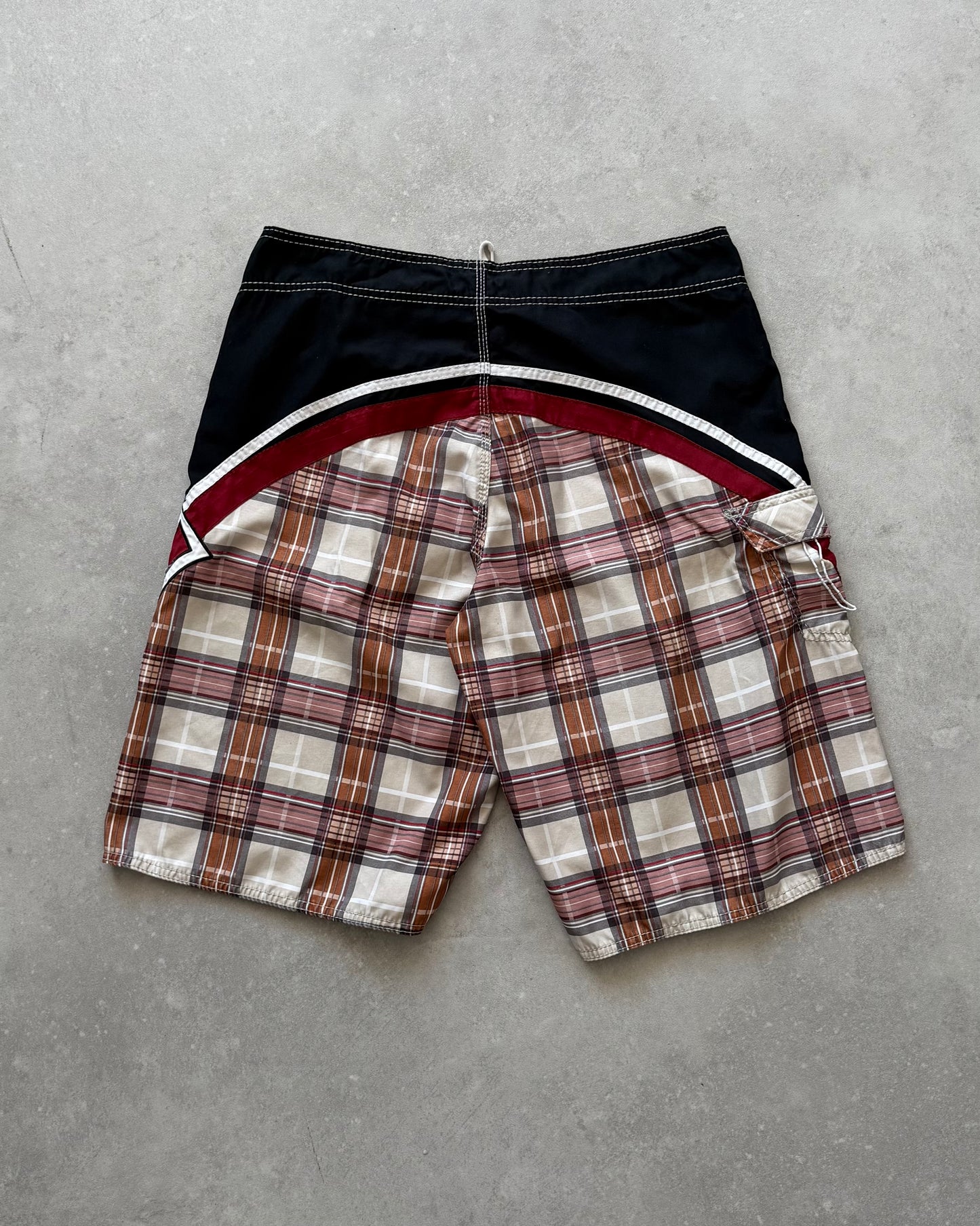 Vintage Billabong Mark Occhilupo Boardshorts (34)