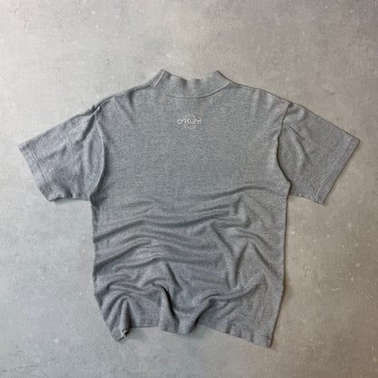 90’s Oakley T-shirt (S)