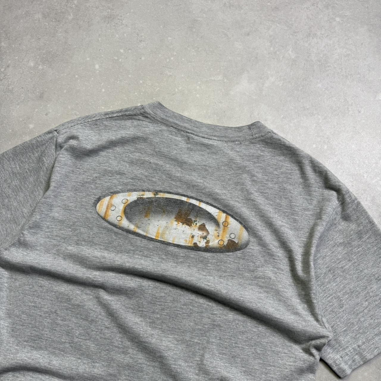2000’s Oakley T-shirt