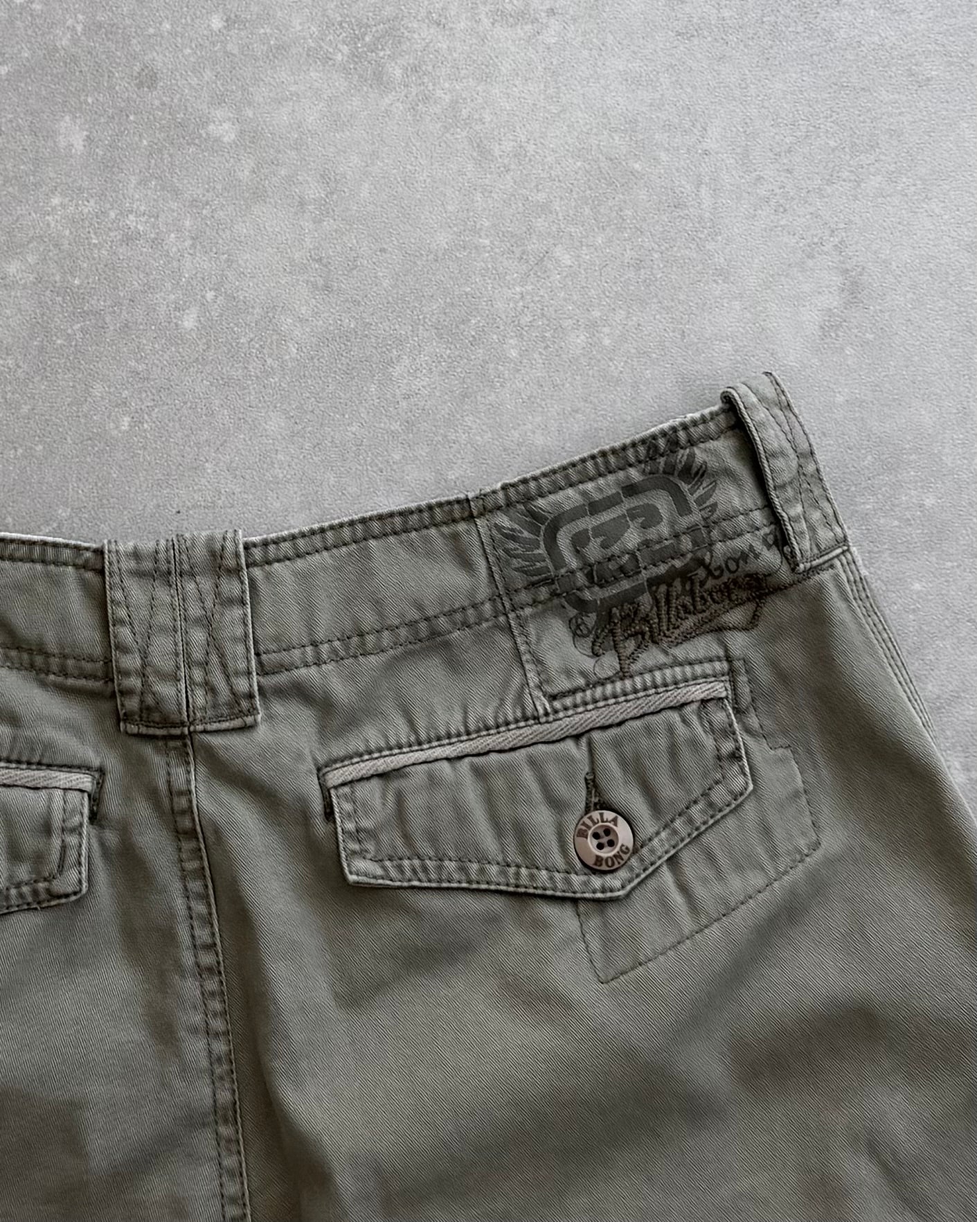 Vintage Billabong Cargo Shorts (30)