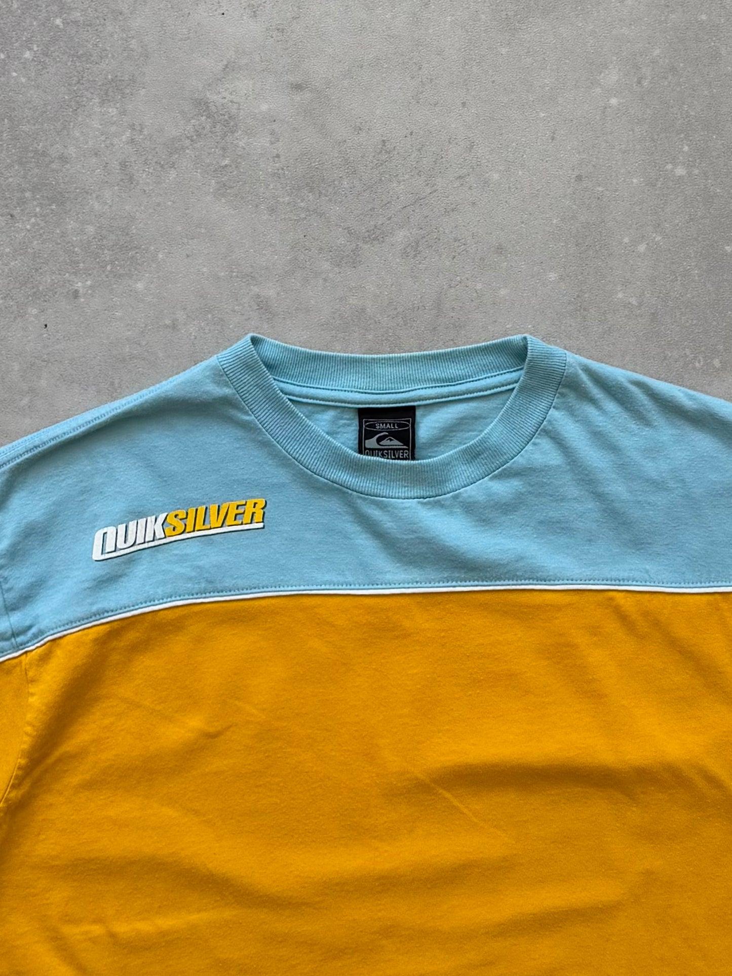 Vintage Quiksilver T-Shirt (S)