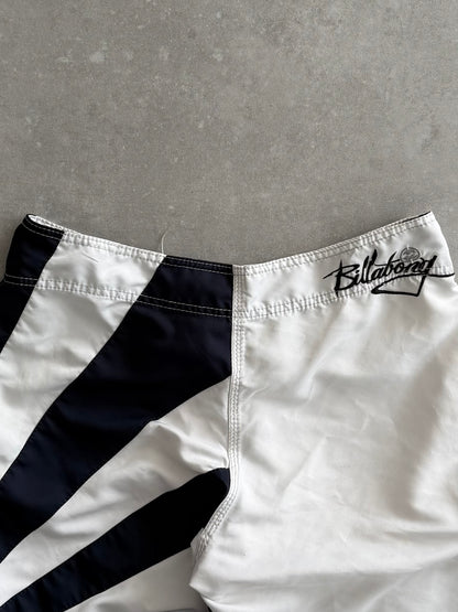 Vintage Billabong Andy Irons Rising Sun Boardshorts (34)