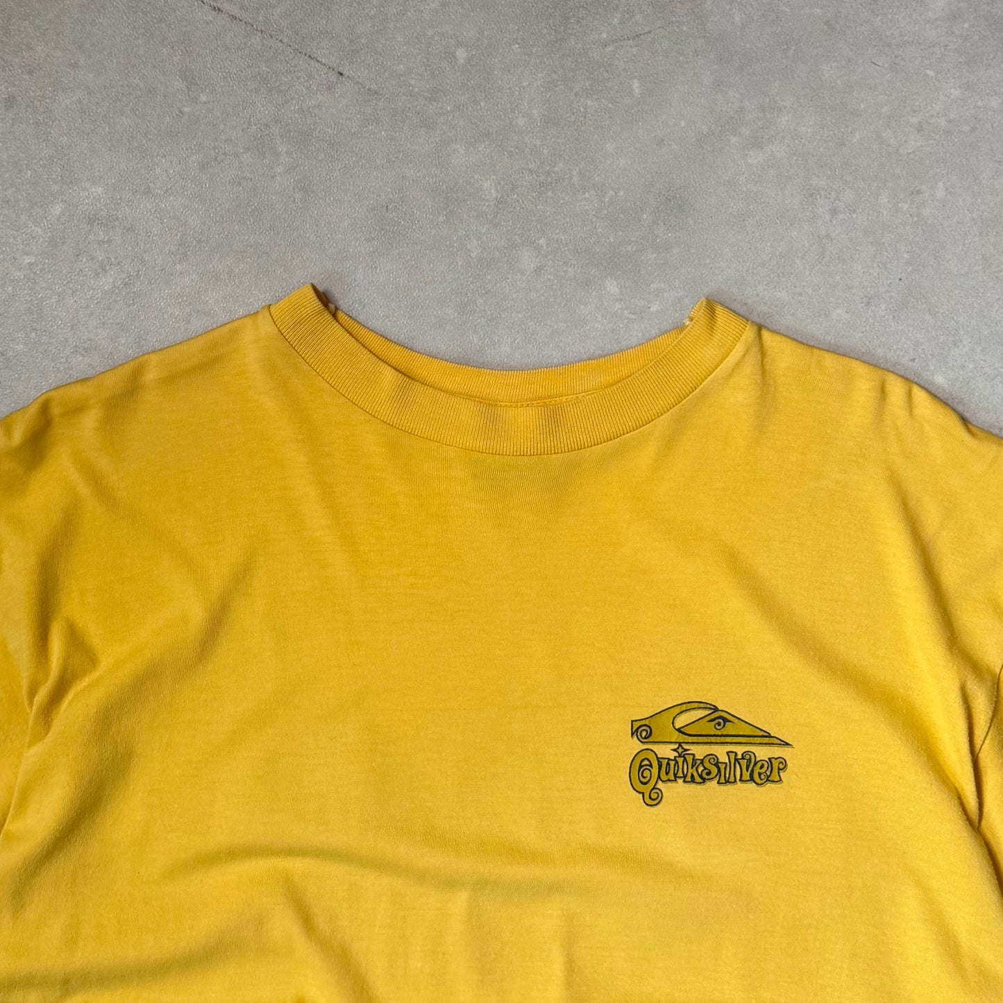 00’s Quiksilver T-Shirt (L)