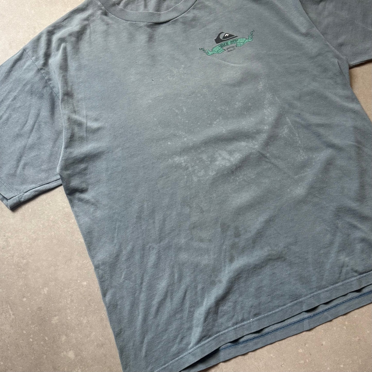 90’s Quiksilver T-shirt (M)