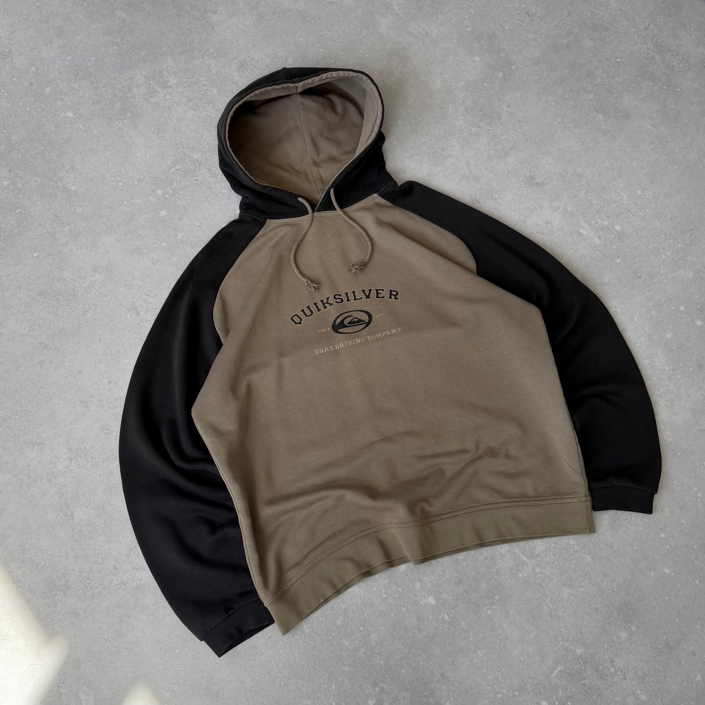00's Quiksilver Two-Tone Hoodie (M)