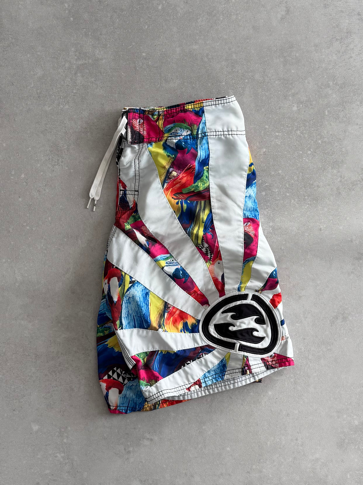 Vintage Billabong Andy Irons Rising Sun Boardshorts (32)