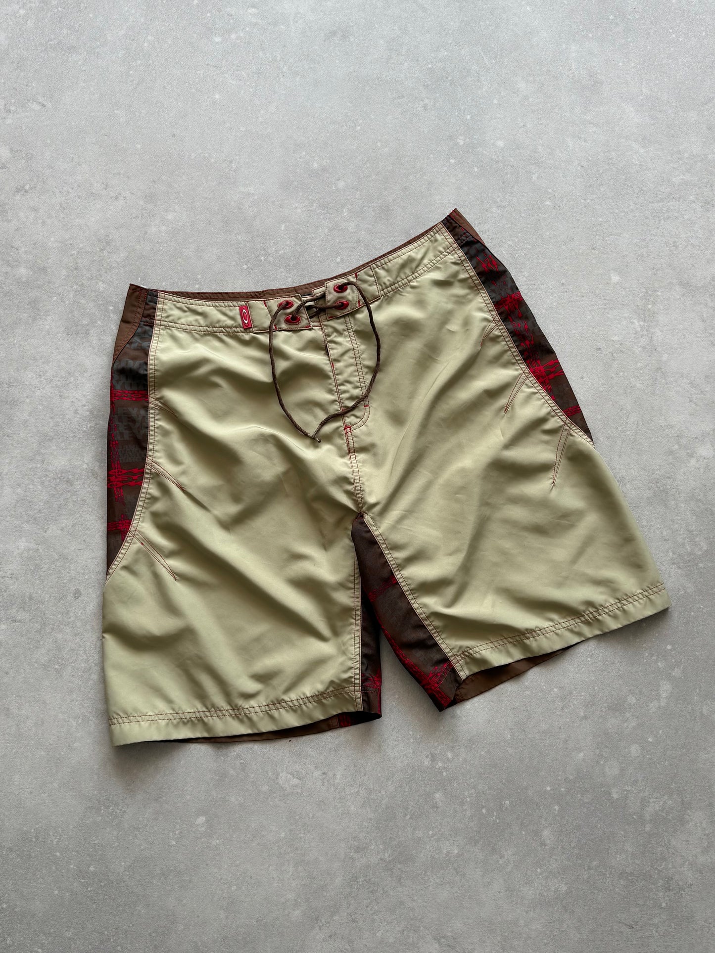 Vintage Oakley Boardshorts (36)