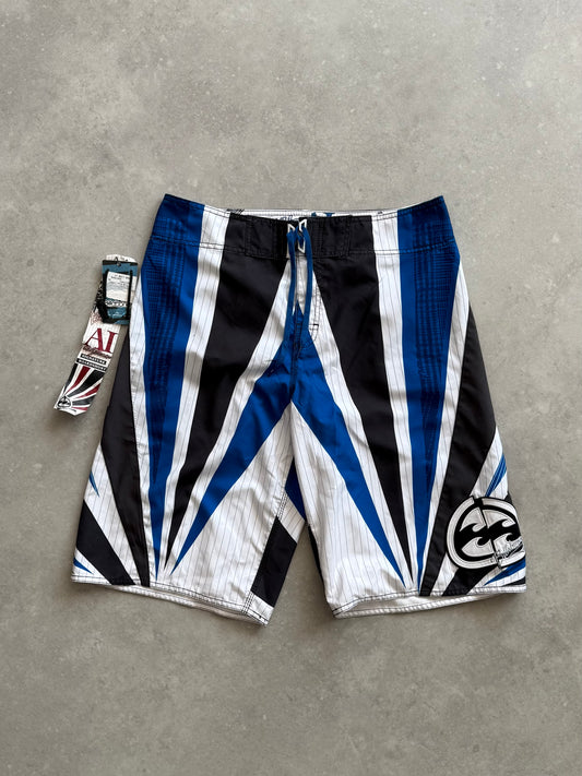 Vintage BNWT Billabong Andy Irons Samurai Boardshorts (34)