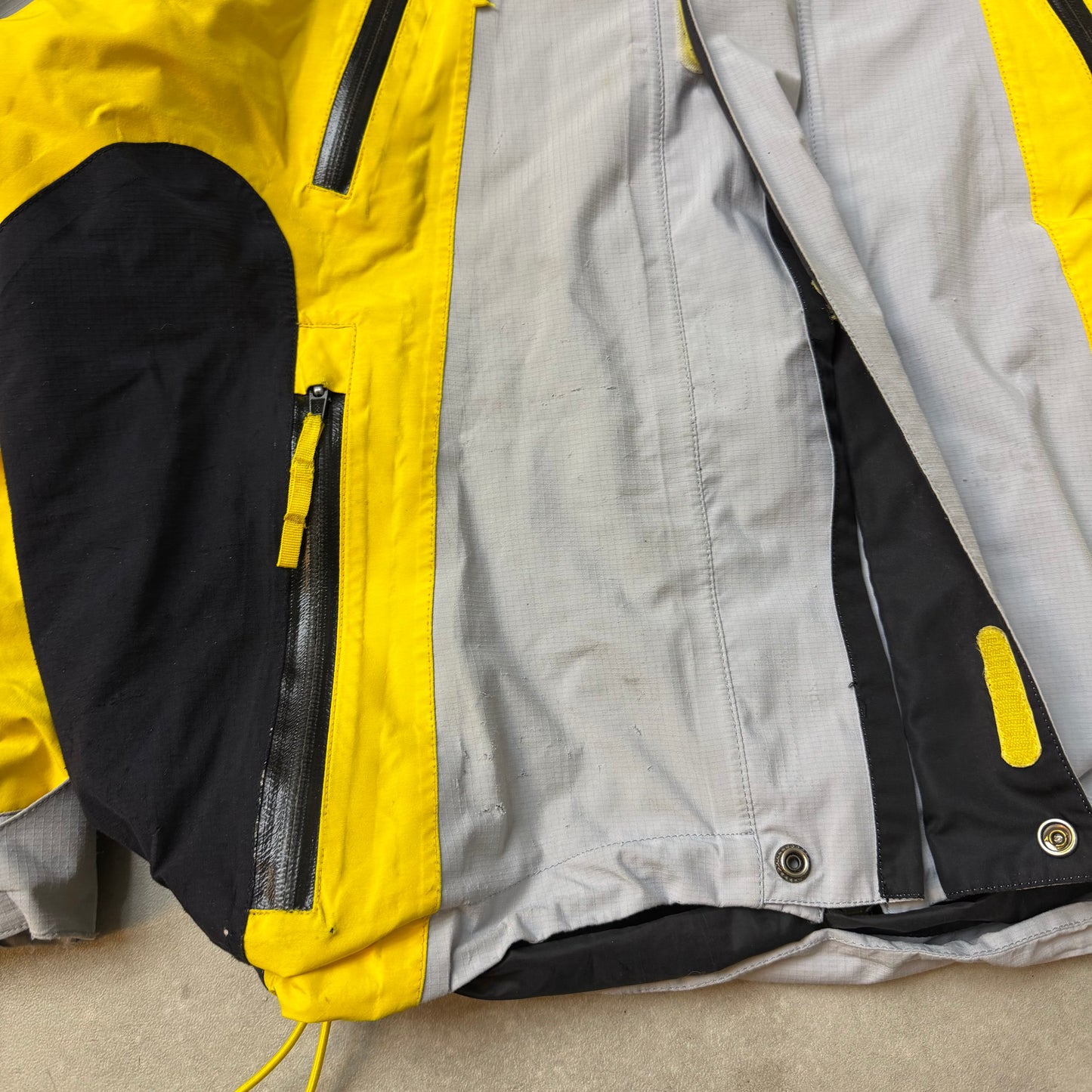 00’s Quiksilver Goretex Jacket (M)