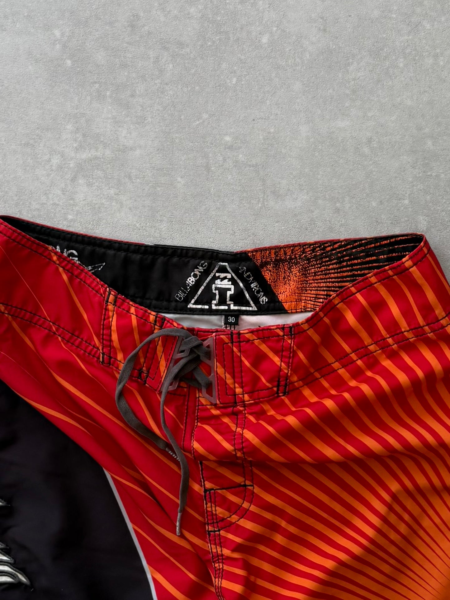 Vintage Billabong Andy Irons Airlite Boardshorts (30)