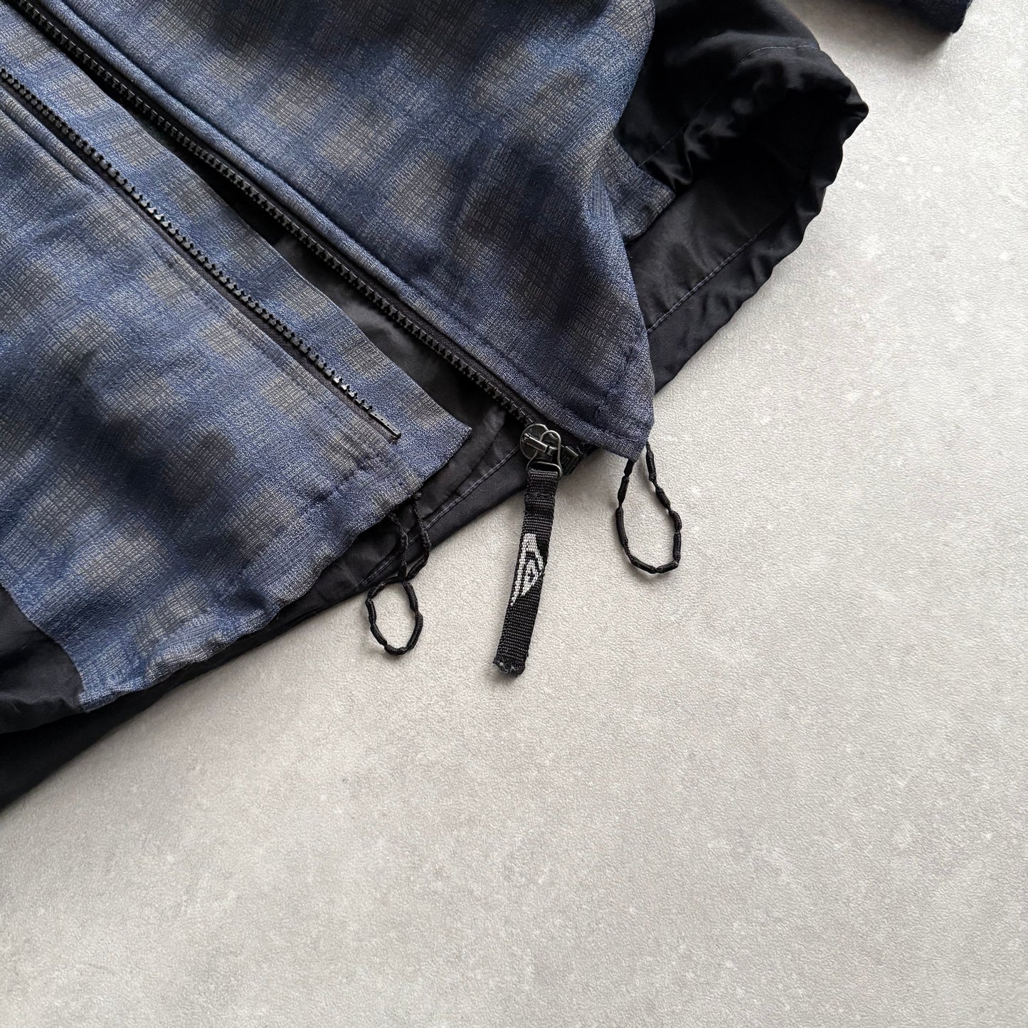 90's Quiksilver Snow Jacket (XL)