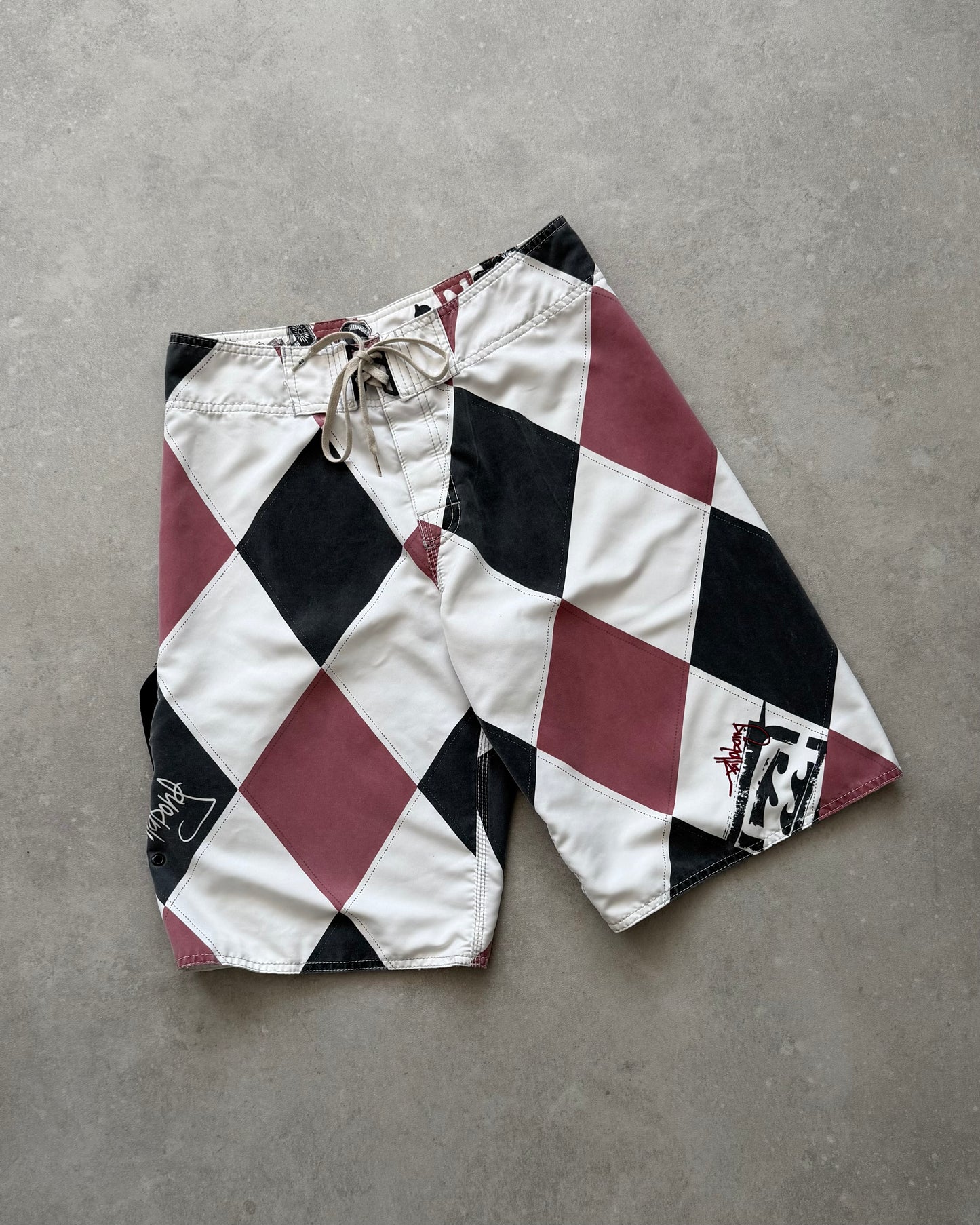 Vintage Billabong Andy Irons Argyle Boardshorts (30)