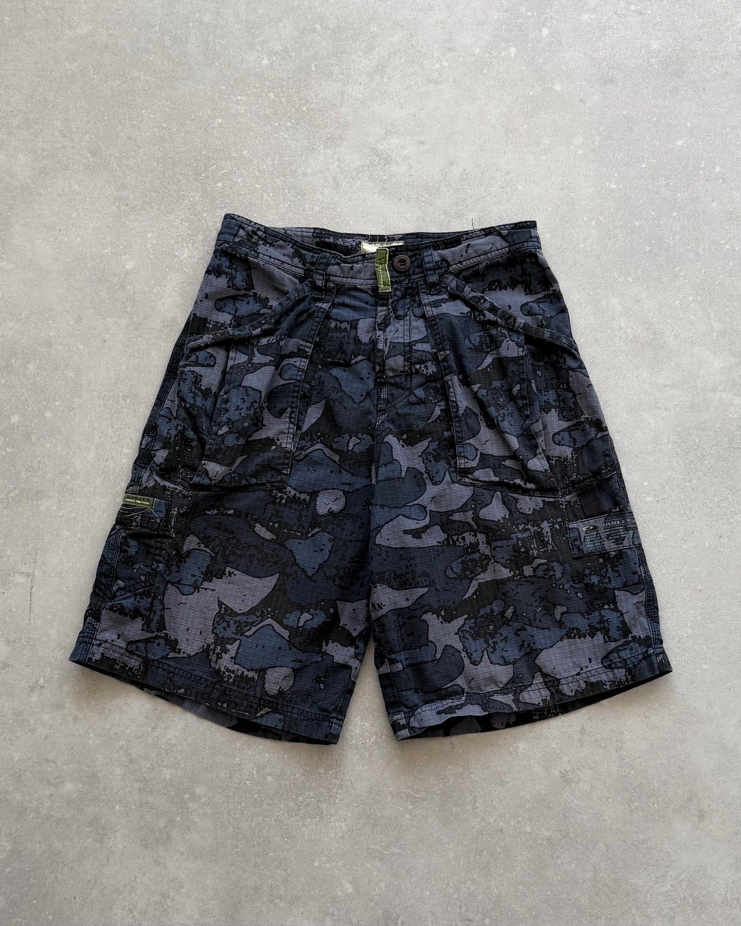 Vintage Oakley Shorts (28)