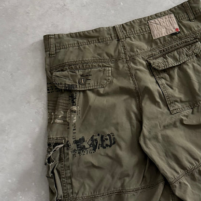 00’s Oakley Cargo Shorts (34)