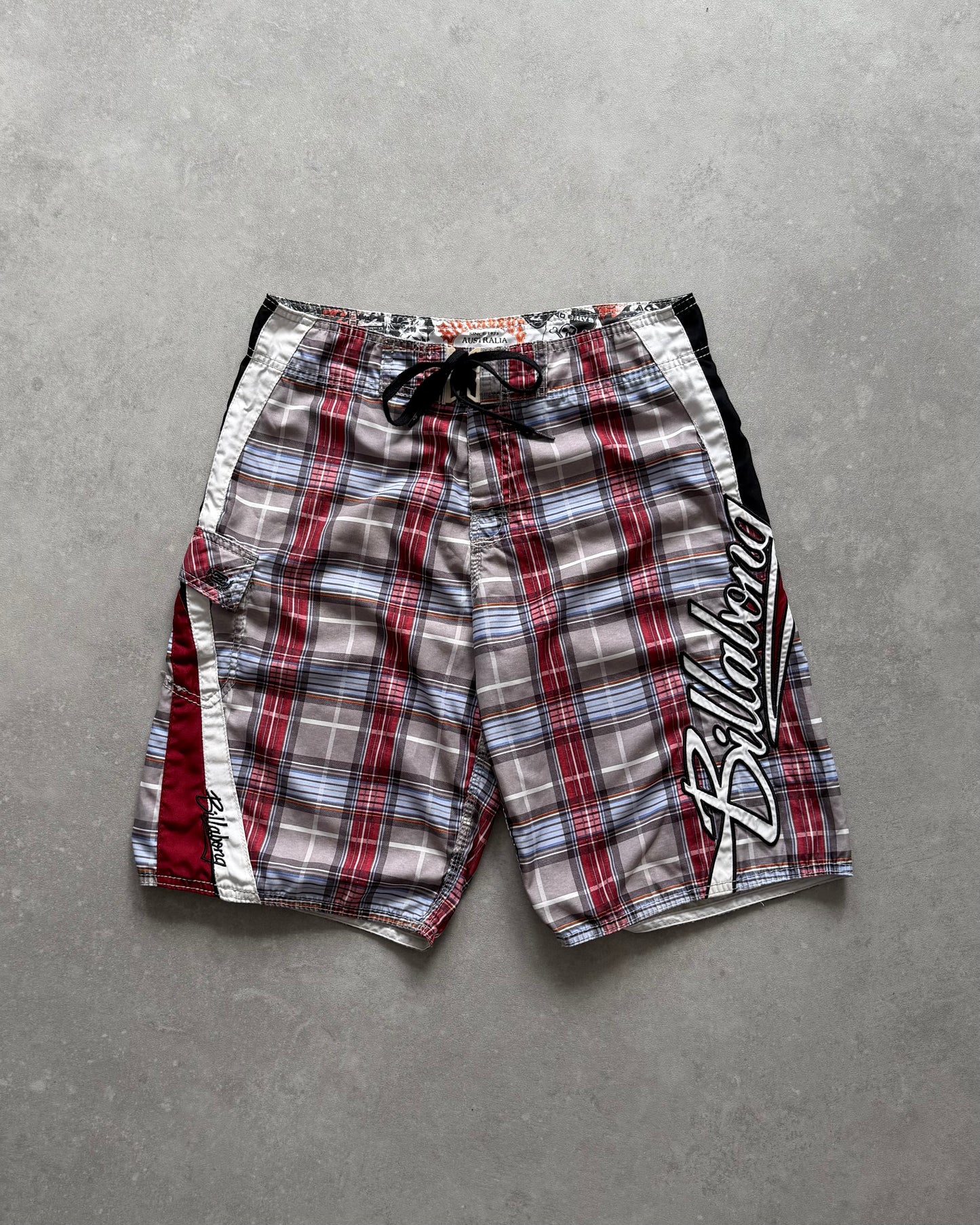Vintage Billabong Mark Occhilupo Boardshorts (30)