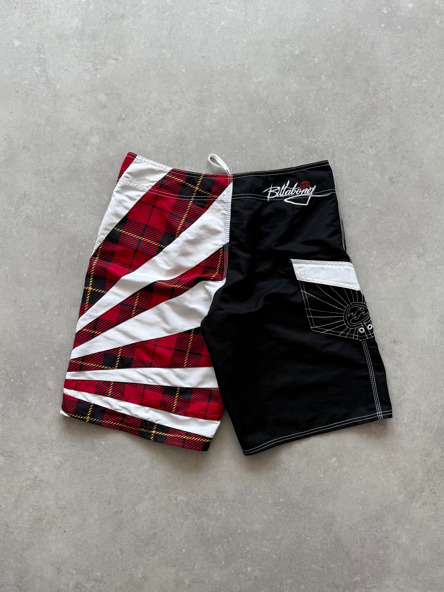 Vintage Billabong Andy Irons Rising Sun Boardshorts (34)