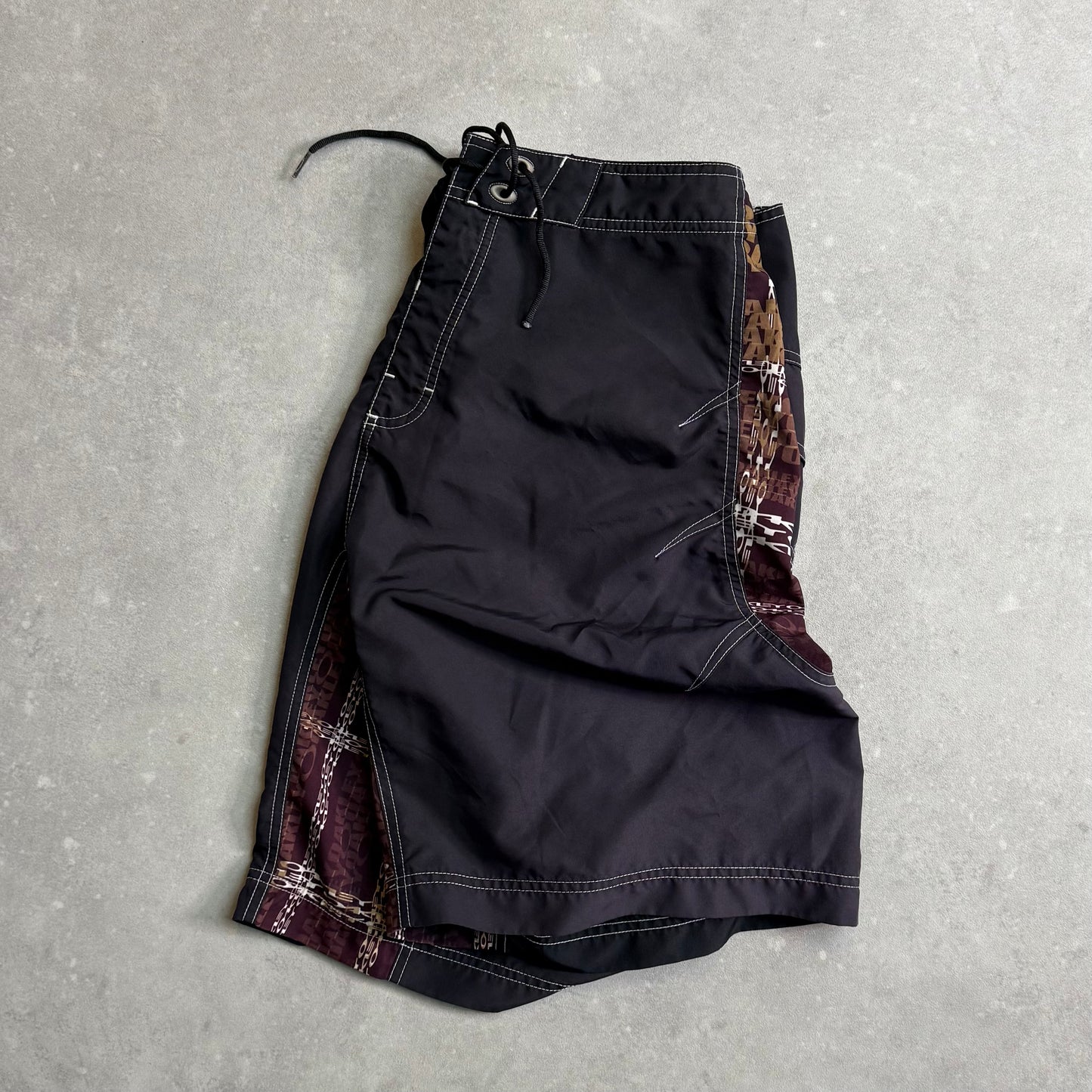 00's Oakley Boardshorts (34)