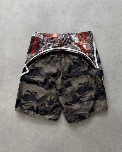 Vintage Billabong Mark Occhilupo Boardshorts (32)