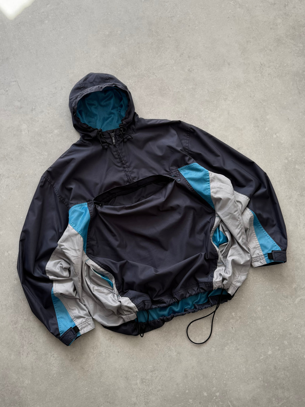Vintage Quiksilver Windbreaker (M)