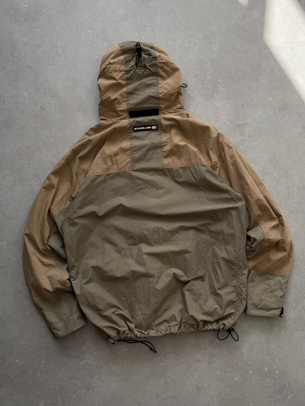 Vintage Quiksilver Windbreaker (M)