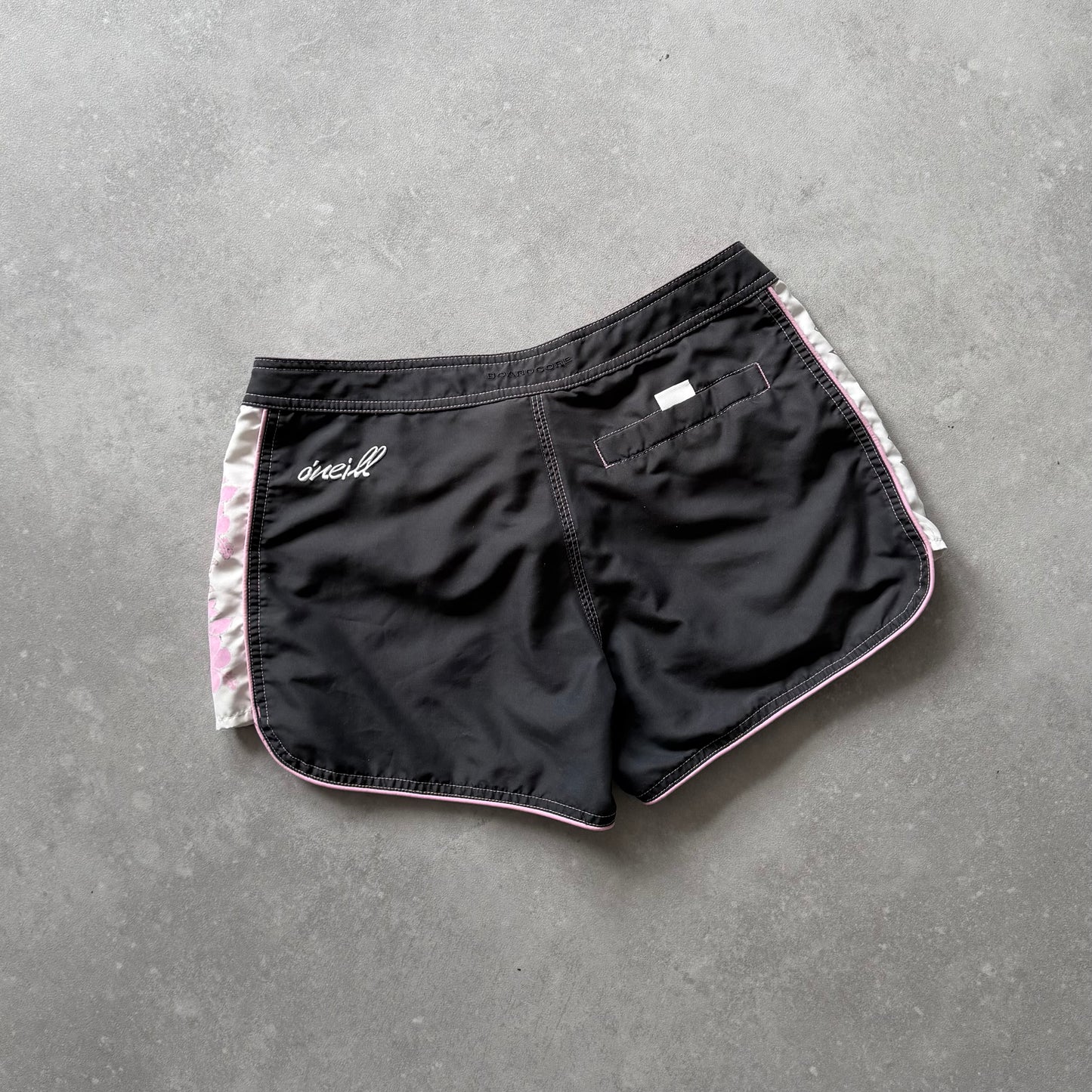 Vintage O'Neill Women's Boardshorts (8)