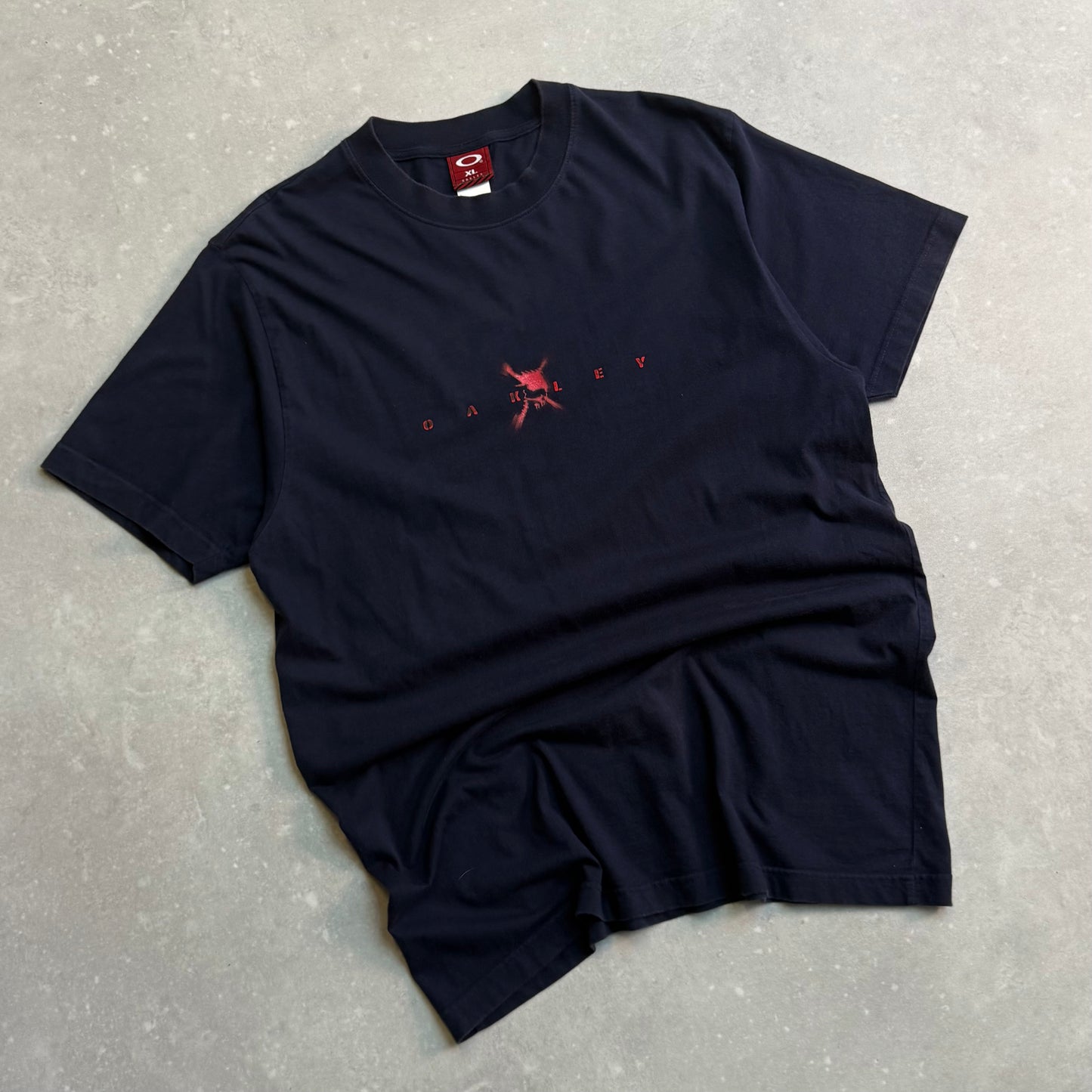 00’s Oakley T-shirt (XL)