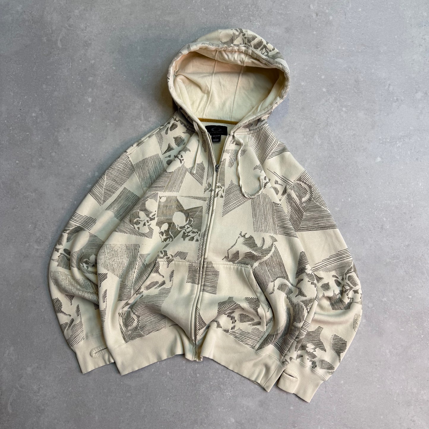 00’s Oakley Skull Hoodie (L)