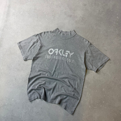 90’s Oakley T-shirt (S)