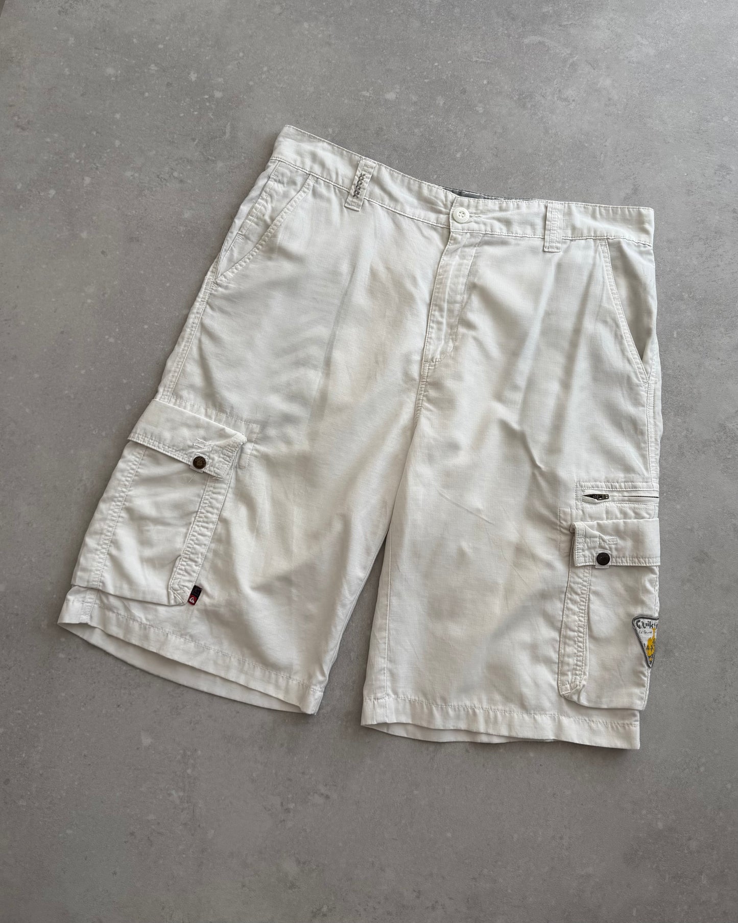 Vintage Quiksilver Cargo Shorts (38)