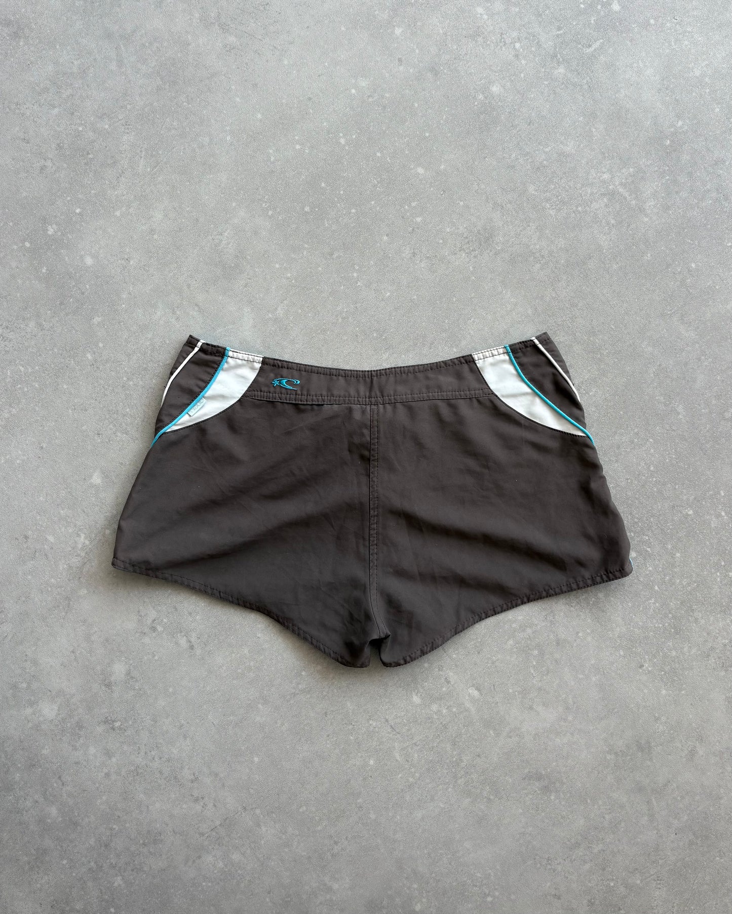 Vintage O’Neill Women’s Boardshorts (32)