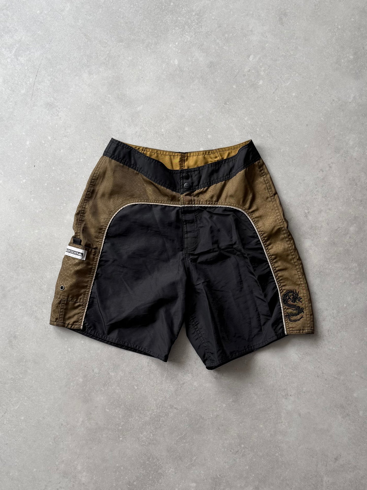 Vintage Quiksilver Dragon Boardshorts (30)