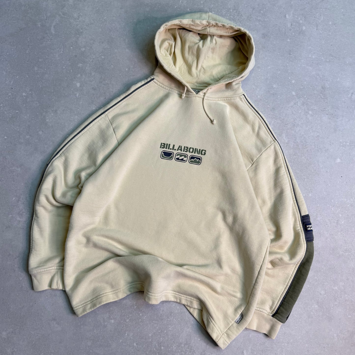 00’s Billabong Hoodie (XL)