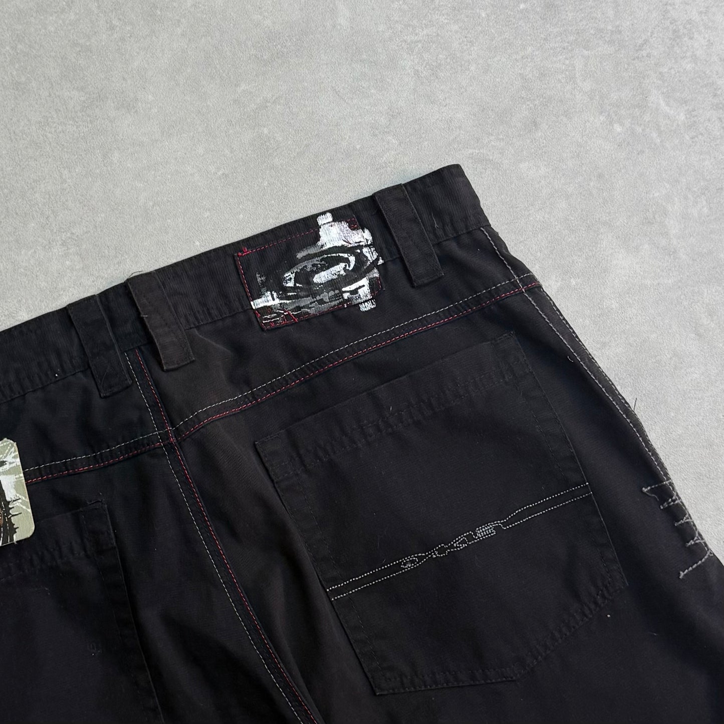 BNWT 00’s Oakley Trousers