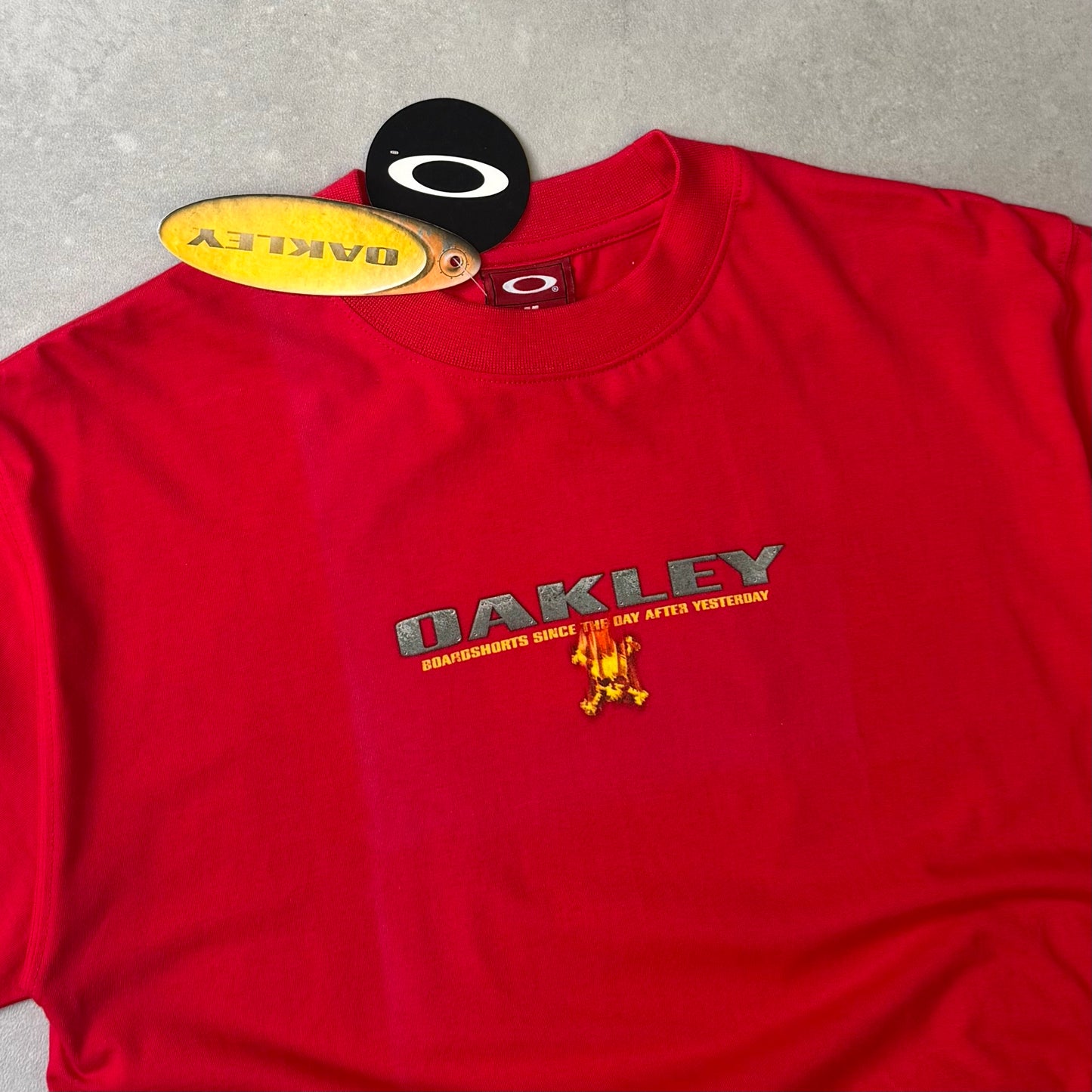 Deadstock 00’s Oakley T-shirt (M)