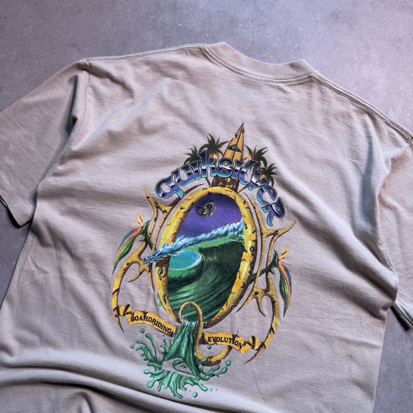90's Quiksilver T-shirt